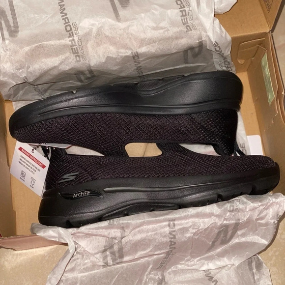 Skechers Women Shoes Black Go walk Arch Fit size 6 Slip on - Picture 6 of 9